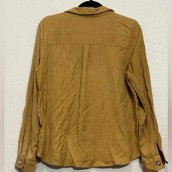 Timing Mustard Button-Up Top - Picture 2 of 5